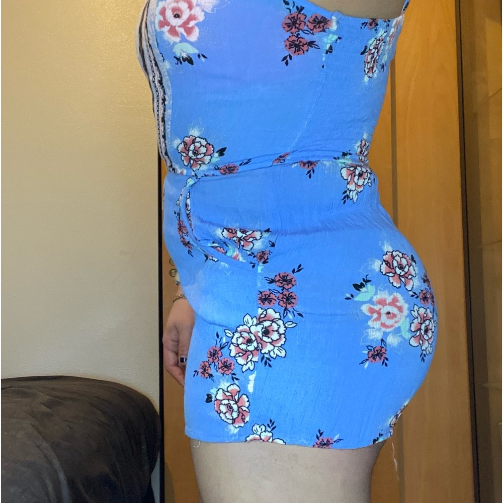 Romper - Picture 2 of 6